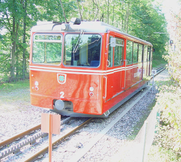 ch-dolderbahn-2-dolder-300902-pic2-full.jpg